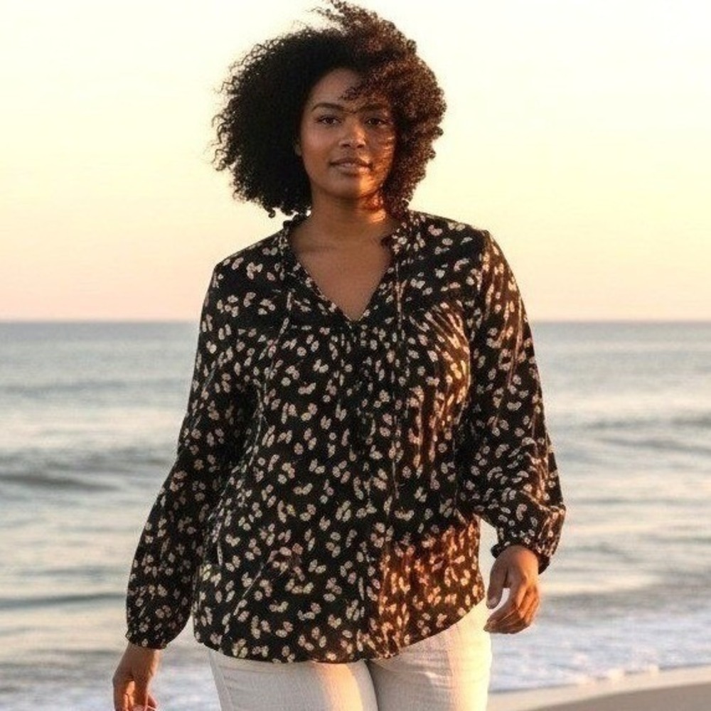 Torrid Floral‎ Peasant Blouse Women 1 Black Daisy Lace Trim Boho Cottagecore